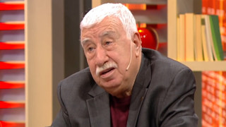 Türk tiyatrosunun efsane ismi hayatını kaybetti