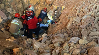 Göçükten kötü haber geldi: Bir kişinin cansız bedenine ulaşıldı!