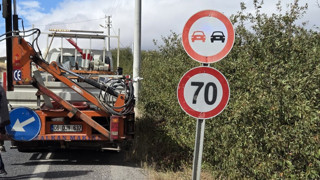 Trafikte yeni düzenleme: 33 bin adet hız levhası kaldırıldı!