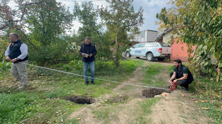 Obrukların oluştuğu, duvarların çatladığı ilçe diken üstünde