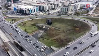 Mimar Sinan'ın eseriydi... İstanbul'un yarım asırlık tarihi E-5'in yanında çukura terk edildi