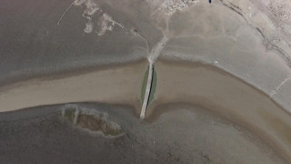 Baraj suları çekildi, tarihi köprü gün yüzüne çıktı