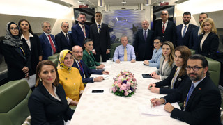 Erdoğan, Cumhur İttifakı'nda kriz iddialarına uçakta yanıt verdi