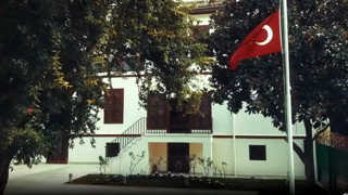 Atatürk Selanik'te doğduğu evin önünde anıldı