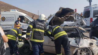 Freni tutmayan kamyon ortalığı savaş alanına çevirdi: Yaralılar var