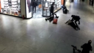 AVM'deki mağazaları tek tek böyle soydular: 1 milyon TL'lik vurgun yapan AVM farelerine suçüstü