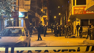 Önce İstanbul, şimdi de İzmir! Sokak ortasında silahlı saldırı: 1 ölü 3 yaralı