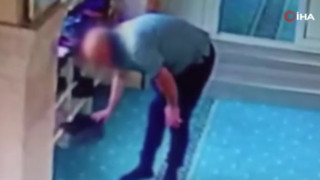 Camide seçmece hırsızlık kamerada