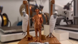 Satışı yasaklanan Cumhuriyet Muhafızı maketinin satıcısı için harekete geçildi!