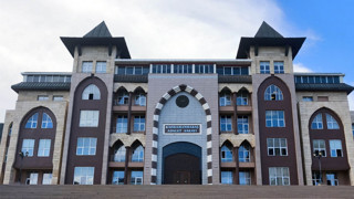 Çaldıkları kimlik bilgileriyle !8,5 milyarlık vurgun yapan çete çökertildi