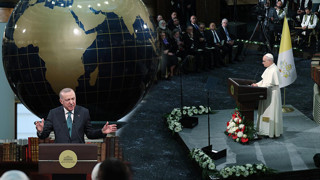 Erdoğan ve Papa kürsüye çıktı: ''İnsanlığın geleceği tehdit altında''