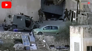 İsrail askerleri, elleri havada teslim olan Filistinlileri katletti!