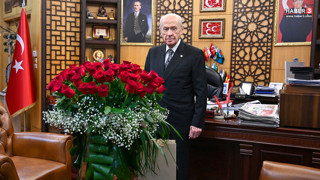 Erdoğan'dan Bahçeli'ye büyük jest: 78 adet gül gönderdi