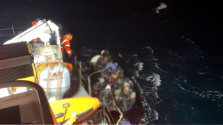 İzmir açıklarında facia: Bir ölü, çok sayıda kayıp var!