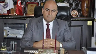 Eski belediye başkanı oğlu tarafından baltayla katledildi!