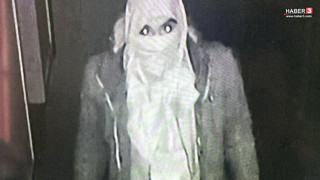 İlkokuldaki ''çakma'' hayalet yakalandı: Güvenlik kamerasındaki görüntüsü şoke etti!