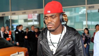 Fenerbahçeli eski futbolcu Emenike Türkiye'ye geri dönüyor