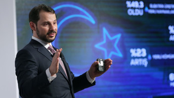 ''Erdoğan yalnız'' diyerek Berat Albayrak'ı işaret etti