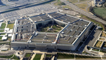 Pentagon'da tehlikeli madde alarmı!