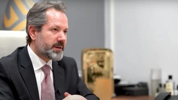Altındaki 1 yukarı 2 aşağı seyir devam ederken kritik uyarı İslam Memiş'ten geldi...