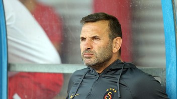 Okan Buruk'tan Muslera ve Sanchez açıklaması