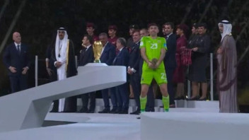 Arjantinli kalecisi Martinez'den tepki çeken hareket