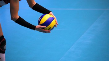 Voleybolda 8 takım liglerden çekildi