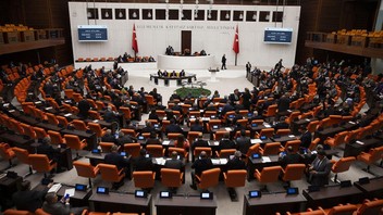 Birden fazla maaş almama düzenlemesi Meclis'te