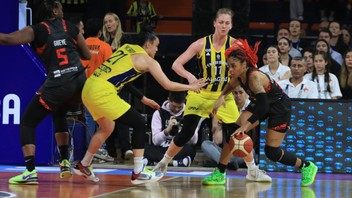 Fenerbahçe üst üste ikinci kez Avrupa'nın en büyüğü oldu