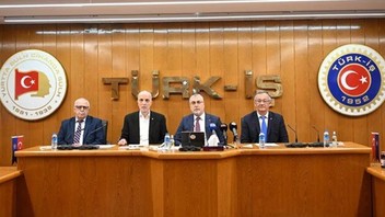 Türk-İş'ten asgari ücrete ara zam açıklaması