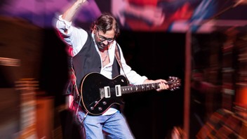 Ünlü gitarist İstanbul'a geliyor