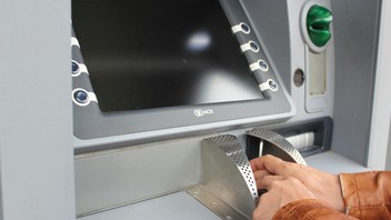 Emekli bayram ikramiyesi ödemeleri için tarih belli oldu