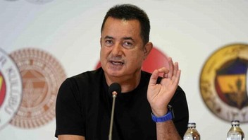 Acun Ilıcalı 400 milyonluk soru üzerine hangi partiye oy verdiğini açıkladı