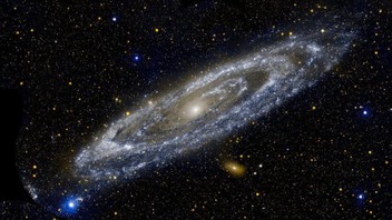 Bilim insanları uzayda bilinmeyen bir galaksiyi keşfetti
