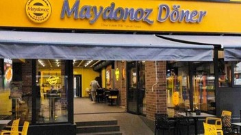 TMSF yönetimindeki Maydonoz Döner'e ait araçlar satışa çıkarıldı