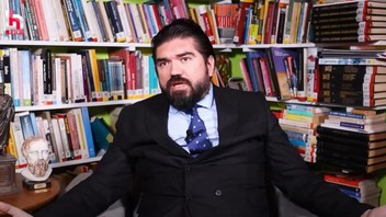 HalkTV istifalar sonrası Rasim Ozan Kütahyalı'yı sildi!