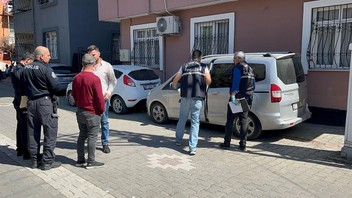 Damat dehşet saçtı: Ölü ve yaralılar var