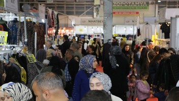 ''Festivalde yüzde 70 indirim var''ı duyan soluğu burada aldı!