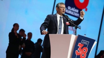İktidara yakın medyada olay iddia: ''CHP'ye de kayyum atanabilir!''