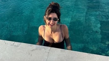 Nesrin Cavadzade hızlı başlayıp, hızlı biten aşkı unutma tatilinde