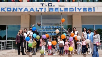 Konyaaltı Kütüphanesi minik misafirlerini ağırladı
