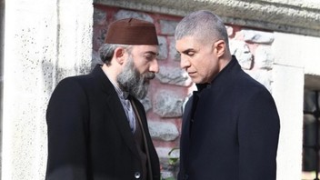 Final için geri sayıma başlayan Kızıl Goncalar'ın final sahnesi sızdı