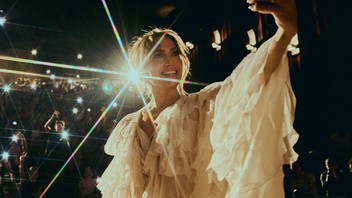 Türkiye'deki konser bilet fiyatları dudak uçuklatan JLO'nun konser tarihleri değişti