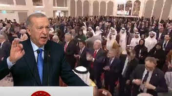 Erdoğan'ın sözleri ayakta alkışlandı: ''İçim kan ağlayarak söylüyorum...''