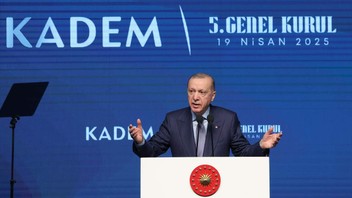 Cumhurbaşkanı Erdoğan Türkiye'nin yeni ''beka sorununu'' ilan etti