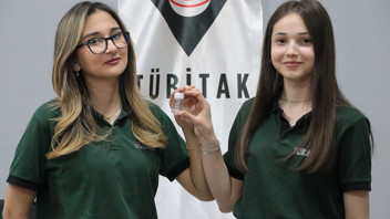 17 yaşındaki 2 kız öğrenciden TIP dünyasında her şeyi değiştirecek keşif
