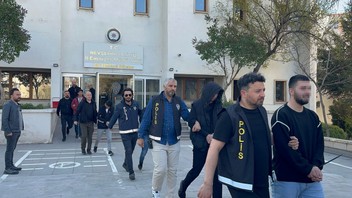 Eli kanlı terör örgütü PKK'nın ''jigoloları'' Türkiye'de yakalandı!