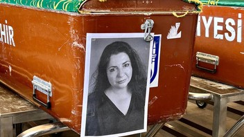 Ünlü oyuncu Leyla Okay toprağa verildi