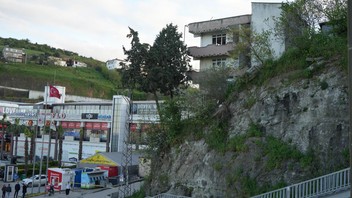 Baba ile iki kızı hayatını kaybetmişti: Aynı bölgede ikinci heyelan