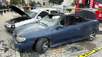 Eşiyle kavga eden psikopat koca mahalleyi ateşe verdi!